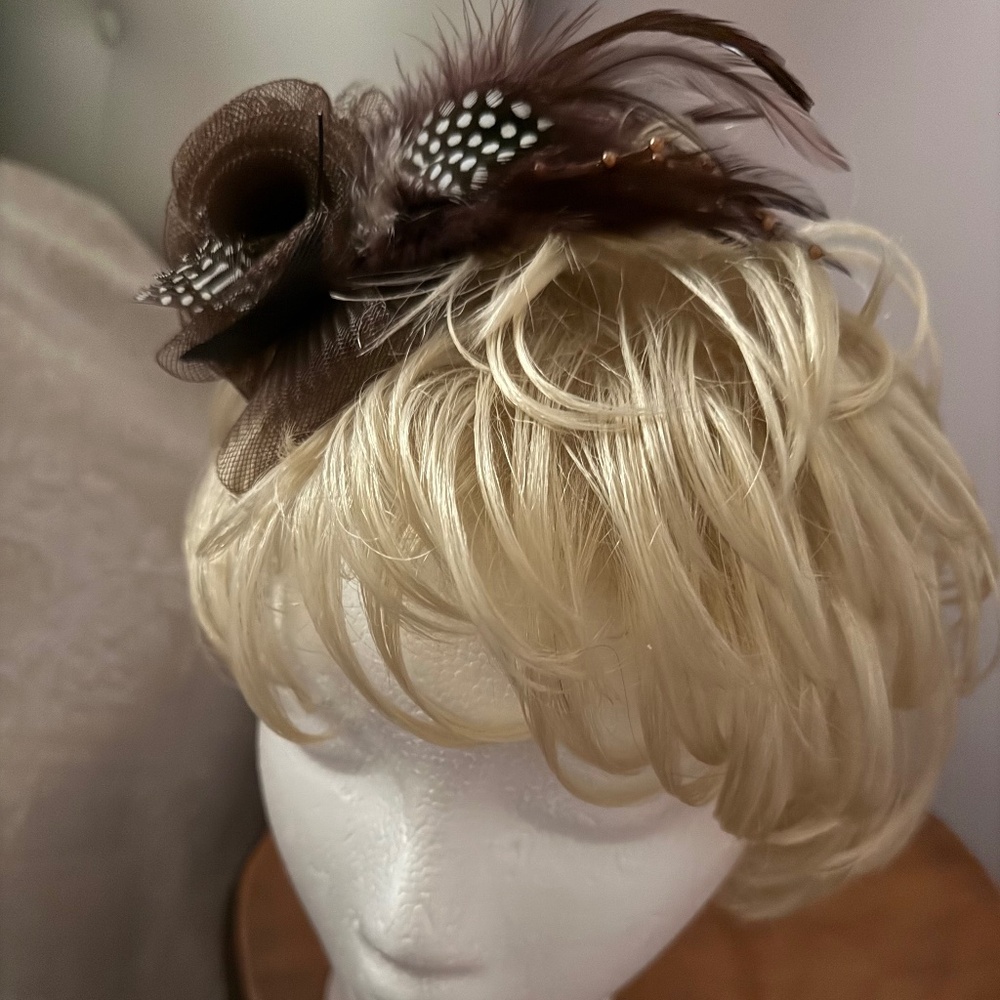 Brown headband, feathers, flowers & beads
